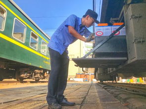 他们用坚守向祖国献礼 通讯设备修理员的无私奉献